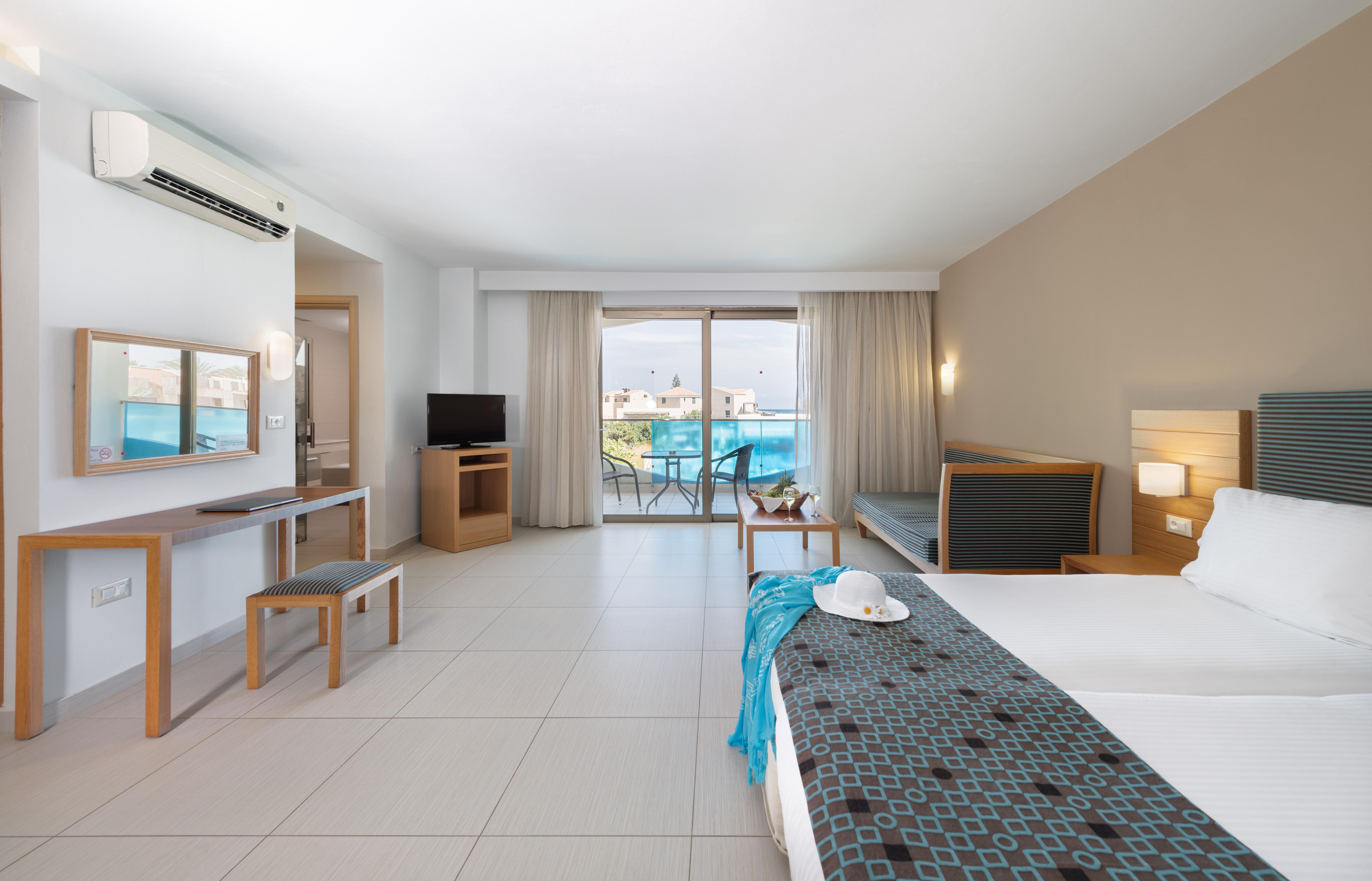 Iolida Beach By Smile Hotels Agia Marina  Ngoại thất bức ảnh