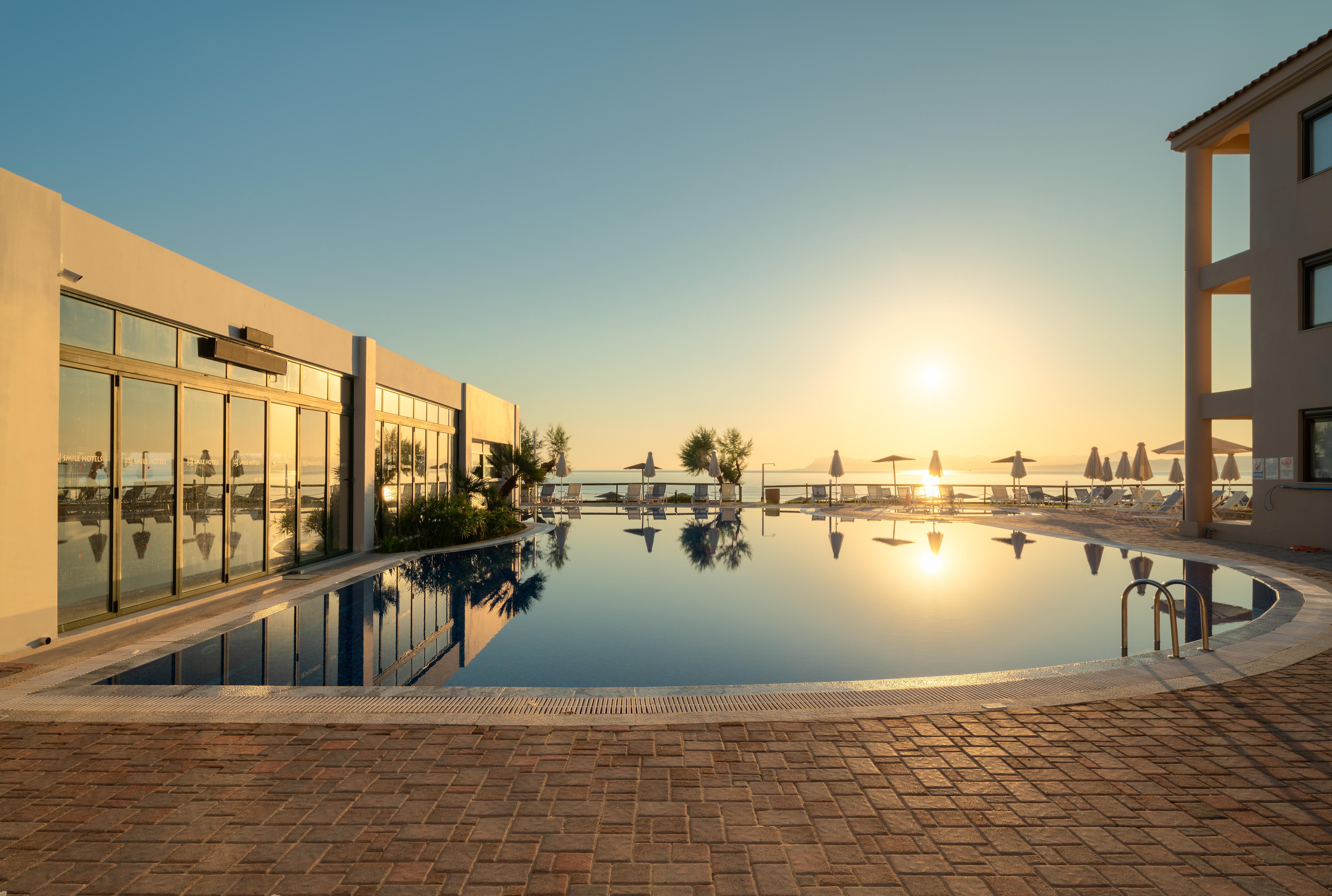 Iolida Beach By Smile Hotels Agia Marina  Ngoại thất bức ảnh