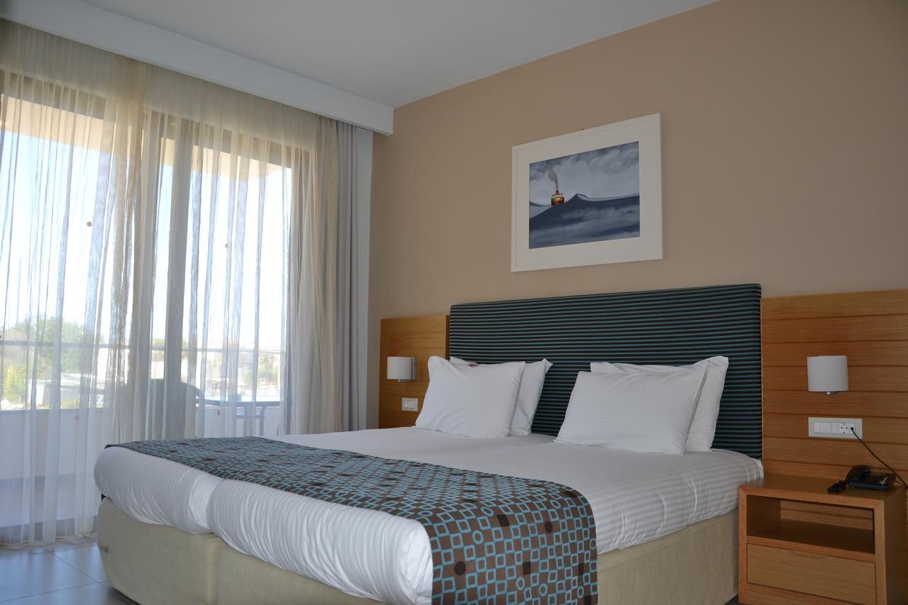 Iolida Beach By Smile Hotels Agia Marina  Ngoại thất bức ảnh